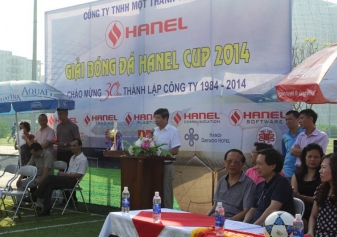 Tưng bừng khí thế ngày khai mạc giải bóng đá Hanel Cup 2014