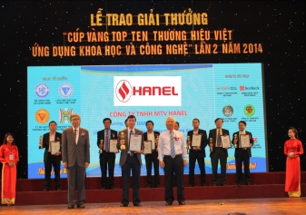 Hanel được trao tặng cúp vàng top 10 thương hiệu Việt ứng dụng KH-CN lần 2 - năm 2014
