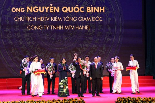  TỔNG GIÁM ĐỐC HANEL  LẦN THỨ 3 LIÊN TIẾP ĐƯỢC TRAO TẶNG DANH HIỆU  DOANH NHÂN VIỆT NAM TIÊU BIỂU 