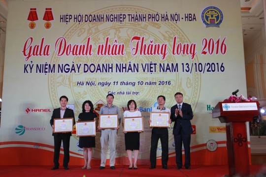 HANEL NHẬN BẰNG KHEN CỦA BỘ CÔNG THƯƠNG NHÂN DỊP NGÀY DOANH NHÂN VIỆT NAM