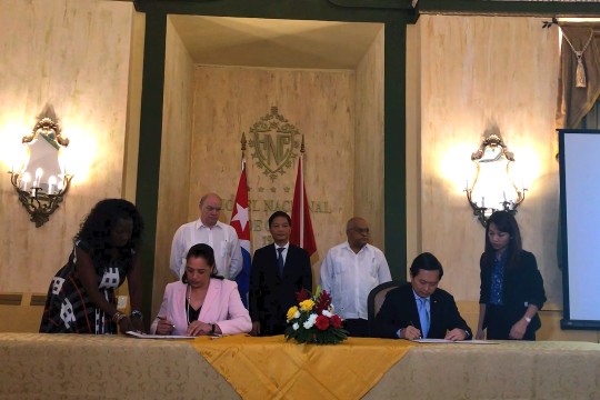 HANEL KÝ KẾT HỢP TÁC TRONG  DIỄN ĐÀN DOANH NGHIỆP VIỆT NAM – CUBA 