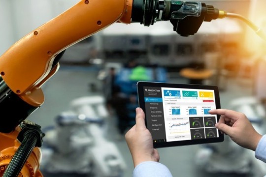 PWC: TRÍ TUỆ NHÂN TẠO SẼ MANG LẠI NHIỀU VIỆC LÀM MỚI HƠN SỐ VIỆC BỊ NÓ THAY THẾ