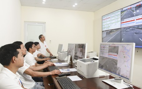  HANEL TRÊN CHẶNG ĐƯỜNG TIÊN PHONG VỀ CÔNG NGHỆ