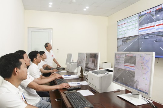  HANEL TRÊN CHẶNG ĐƯỜNG TIÊN PHONG VỀ CÔNG NGHỆ