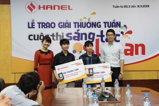 Lễ trao giải thưởng tuần Cuộc thi sáng tác slogan diễn ra ngày 04/04/2013