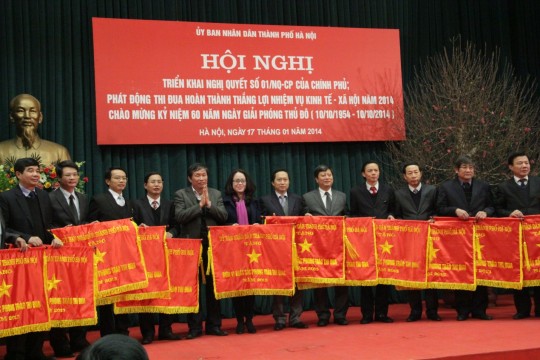 Hanel được tặng cờ thi đua của UBND. TP Hà Nội cho thành tích xuất sắc trong công tác năm 2013