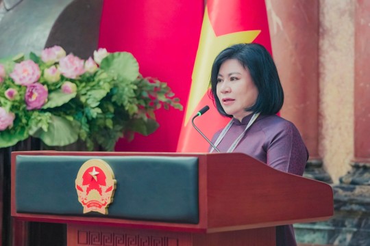 TỔNG GIÁM ĐỐC HANEL TẠI CHƯƠNG TRÌNH GẶP MẶT NỮ ĐẢNG VIÊN TIÊU BIỂU TP HÀ NỘI